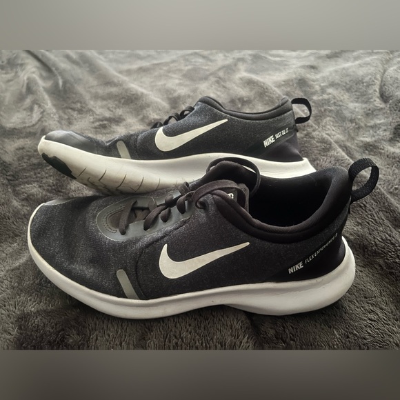 Nike Experience 8 running shoe - Picture 4 of 6